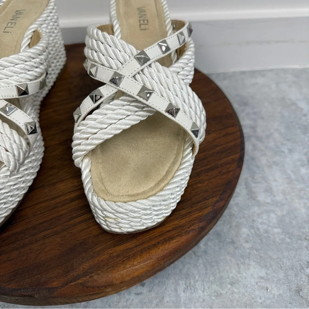 Vaneli‎ Clem Wedge Slide w Pyramid Stud trim sz 8